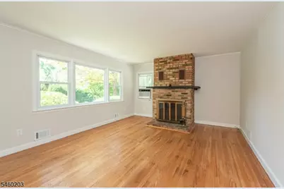 9 Little Paint Way, Byram Township, NJ 07821 - Photo 7