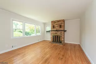9 Little Paint Way, Byram Township, NJ 07821 - Photo 7