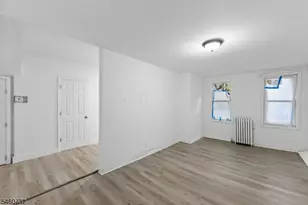 212 S 11th St, Newark, NJ 07107 - Photo 5