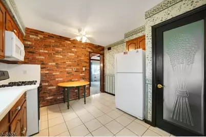 972 Arnet Ave, Union Township, NJ 07083 - Photo 9
