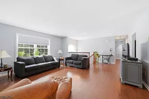 46 Melinda Ln, Vernon Twp., NJ 07421 - Photo 9