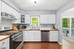46 Melinda Ln, Vernon Twp., NJ 07421 - Photo 15