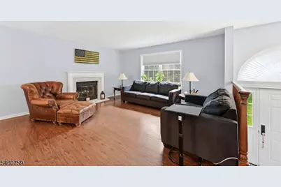 46 Melinda Ln, Vernon Twp., NJ 07421 - Photo 5