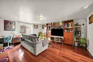 83 Pacific St, Newark, NJ 07105 - Photo 15