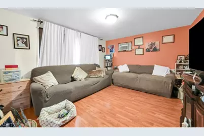 83 Pacific St, Newark, NJ 07105 - Photo 3