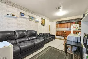 83 Pacific St, Newark, NJ 07105 - Photo 33