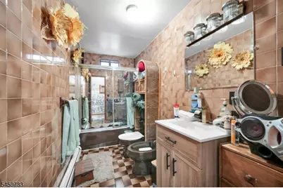 83 Pacific St, Newark, NJ 07105 - Photo 9