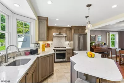 139 Forest Ave, West Caldwell, NJ 07006 - Photo 13