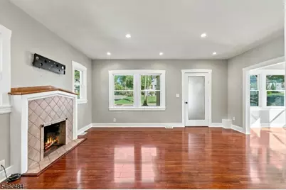 1176 Julia St, Teaneck Township, NJ 07666 - Photo 7