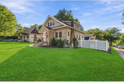 1176 Julia St, Teaneck Township, NJ 07666 - Photo 27