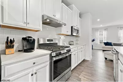 14 Clausen Ct, Mount Olive, NJ 07828 - Photo 17
