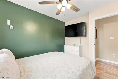 2 Crescent Rd, Hopatcong, NJ 07843 - Photo 17