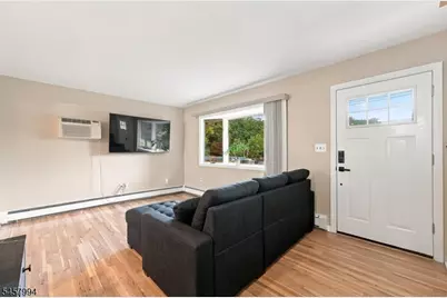 2 Crescent Rd, Hopatcong, NJ 07843 - Photo 7