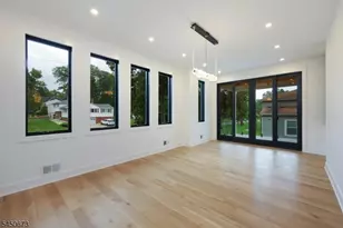 63 Billingsley Dr, Livingston, NJ 07039 - Photo 5
