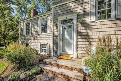 3 Deer Run Cir, Chatham Township, NJ 07928 - Photo 3