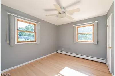 156 Overlook Ave, East Hanover Township, NJ 07936 - Photo 21