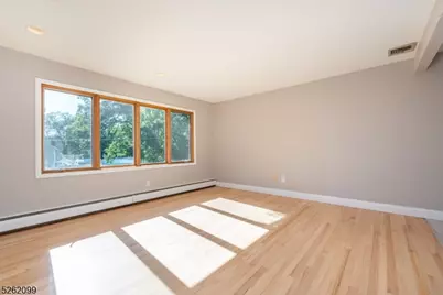 156 Overlook Ave, East Hanover Township, NJ 07936 - Photo 17