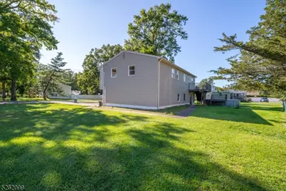 156 Overlook Ave, East Hanover Township, NJ 07936 - Photo 29