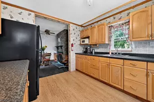 12 Cornell St, Woodbridge Township, NJ 07001 - Photo 9