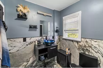 149 E Clay Ave, Roselle Park, NJ 07204 - Photo 13