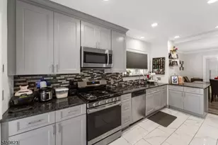 149 E Clay Ave, Roselle Park, NJ 07204 - Photo 9