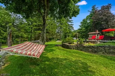 3 Manrodt Ct, Kinnelon, NJ 07405 - Photo 33