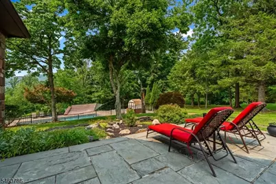 3 Manrodt Ct, Kinnelon, NJ 07405 - Photo 29