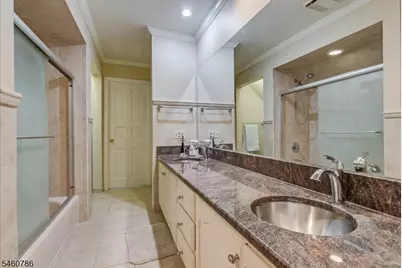 3 Manrodt Ct, Kinnelon, NJ 07405 - Photo 19
