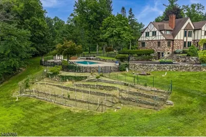 3 Manrodt Ct, Kinnelon, NJ 07405 - Photo 37