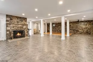 3 Manrodt Ct, Kinnelon, NJ 07405 - Photo 25