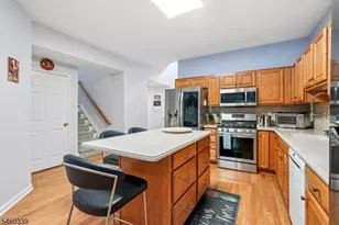 33 Spring Hollow Rd, Wantage, NJ 07461 - Photo 13