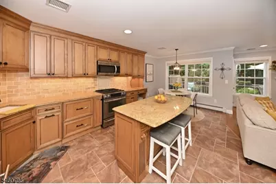 8 Hunter Rd #8, North Haledon, NJ 07508 - Photo 9