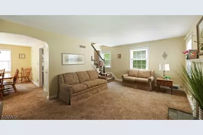 11 Munsee Dr, Cranford Township, NJ 07016 - Photo 7