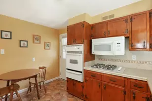 11 Munsee Dr, Cranford Township, NJ 07016 - Photo 15