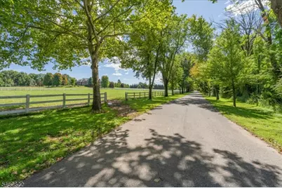70 Sutton Rd, Tewksbury Township, NJ 08833 - Photo 19