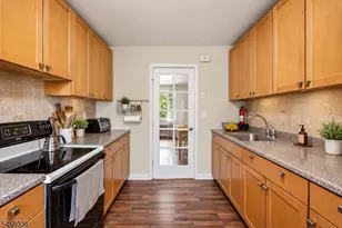 93D Troy Dr, Springfield, NJ 07081 - Photo 7