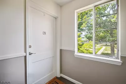 93D Troy Dr #D, Springfield, NJ 07081 - Photo 3