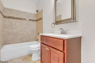 267 Martin Luther King Blvd, Newark, NJ 07102 - Photo 5