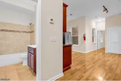 267 Martin Luther King Blvd #2, Newark, NJ 07102 - Photo 11