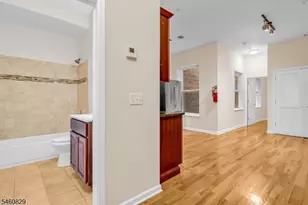 267 Martin Luther King Blvd, Newark, NJ 07102 - Photo 11