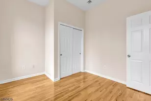 267 Martin Luther King Blvd, Newark, NJ 07102 - Photo 13