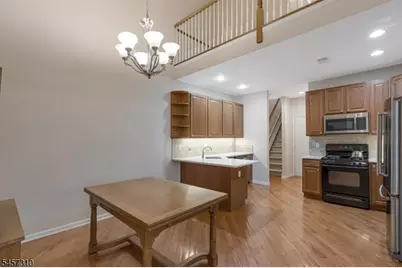 100 David Dr, Raritan Township, NJ 08822 - Photo 5