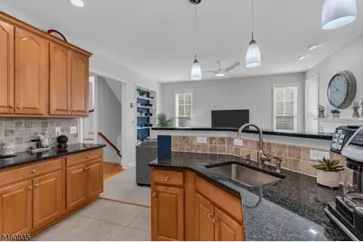 9 S Shore Dr, Old Bridge Township, NJ 08879 - Photo 7