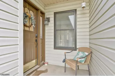 416 Willow Ct, Raritan Township, NJ 08822 - Photo 21