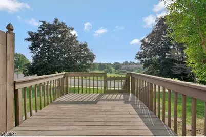 416 Willow Ct, Raritan Township, NJ 08822 - Photo 17