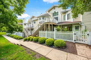 5 Evans Ct, Bedminster Township, NJ 07921 - Photo 1