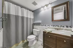 5 Evans Ct, Bedminster Township, NJ 07921 - Photo 19