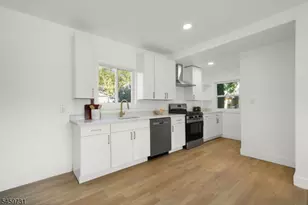 857 Livingston Rd, Elizabeth, NJ 07208 - Photo 9