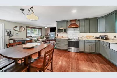 113 Carol Dr, Hackettstown, NJ 07840 - Photo 7