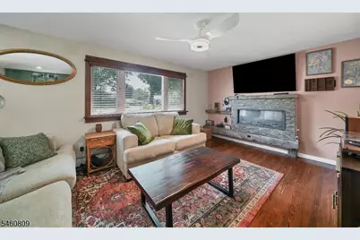 113 Carol Dr, Hackettstown, NJ 07840 - Photo 5